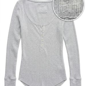 Aerie Women's Light Gray Long Sleeve Henley